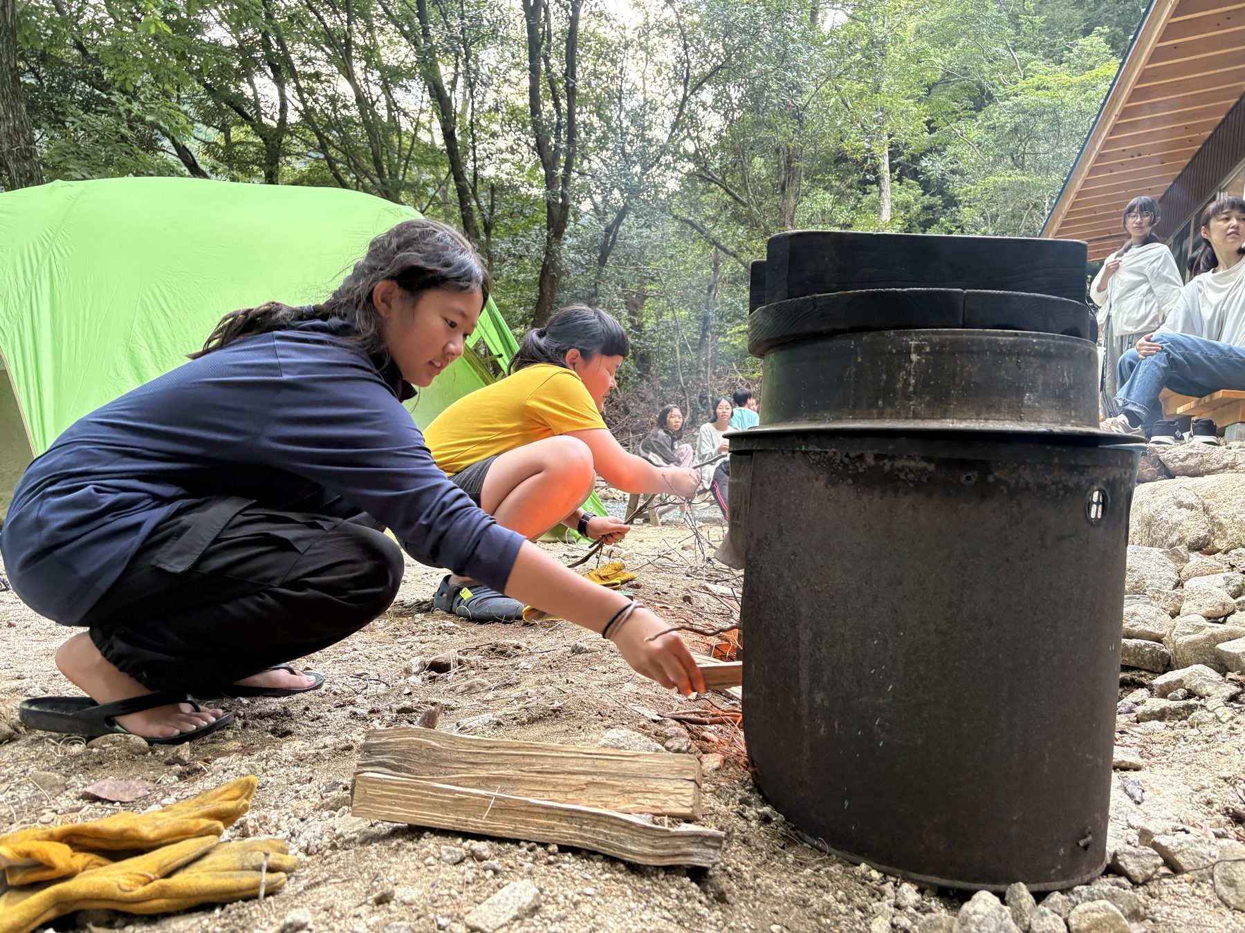 森の風 山荘で過ごす様子